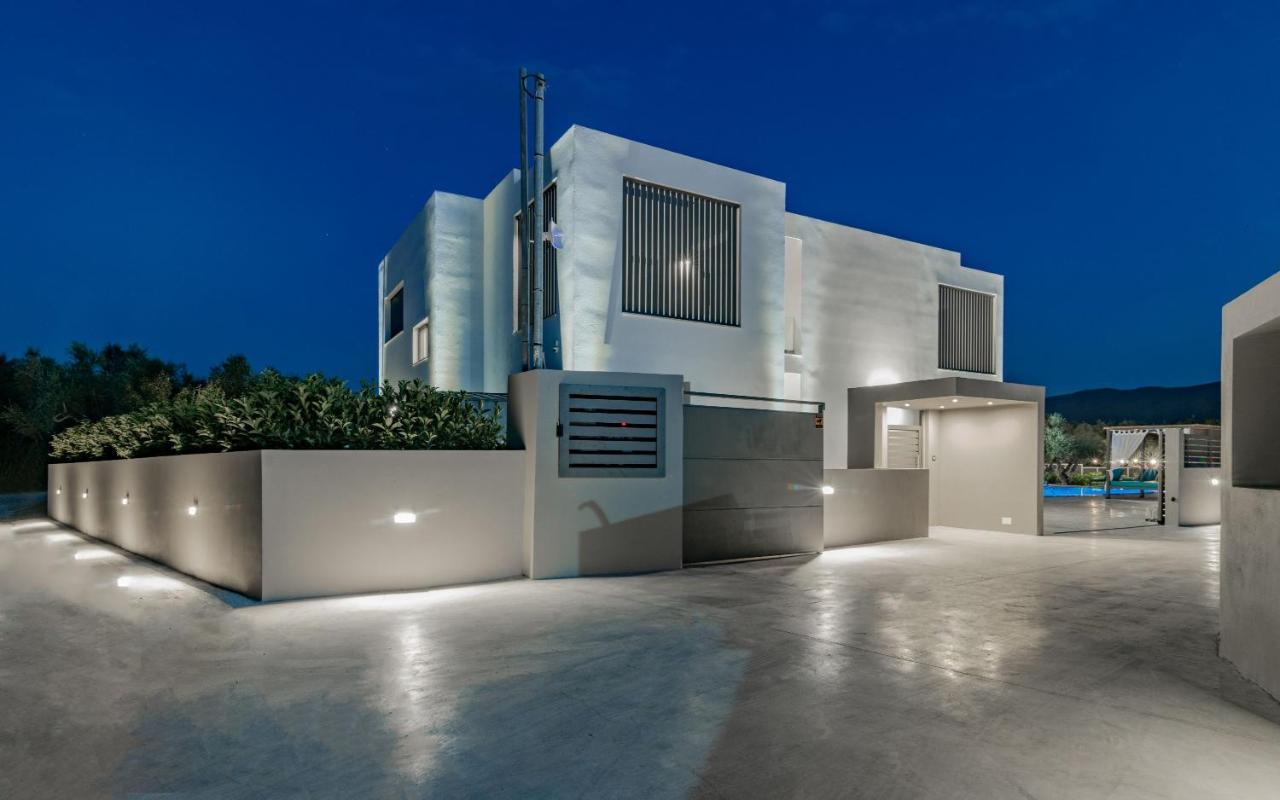 Antonia Villa - Luxurious Serenity With Private Pool, By Zantewize Kalipádo Kültér fotó