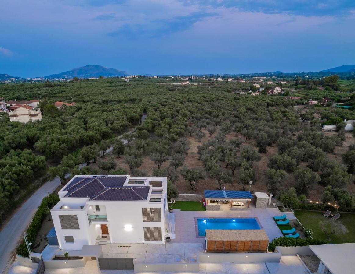 Antonia Villa - Luxurious Serenity With Private Pool, By Zantewize Kalipádo Kültér fotó