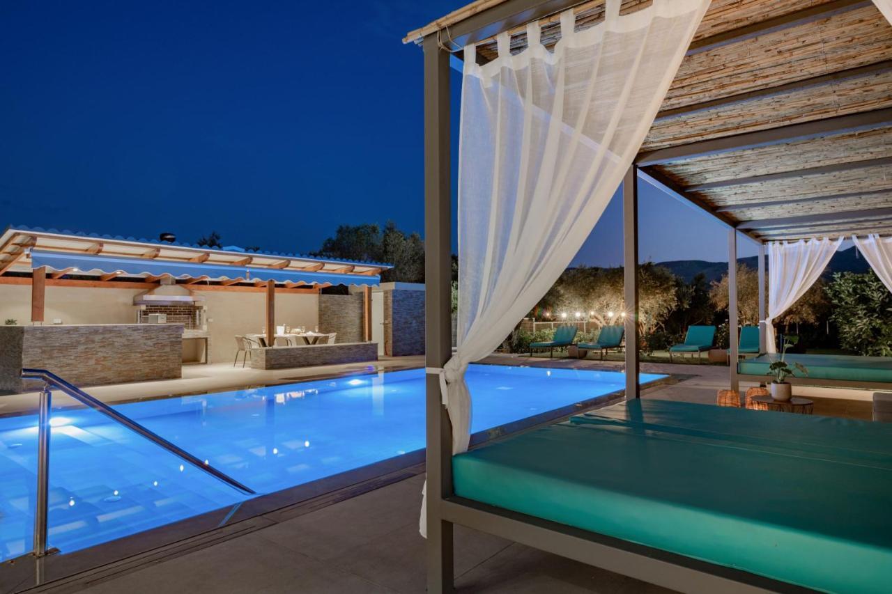 Antonia Villa - Luxurious Serenity With Private Pool, By Zantewize Kalipádo Kültér fotó