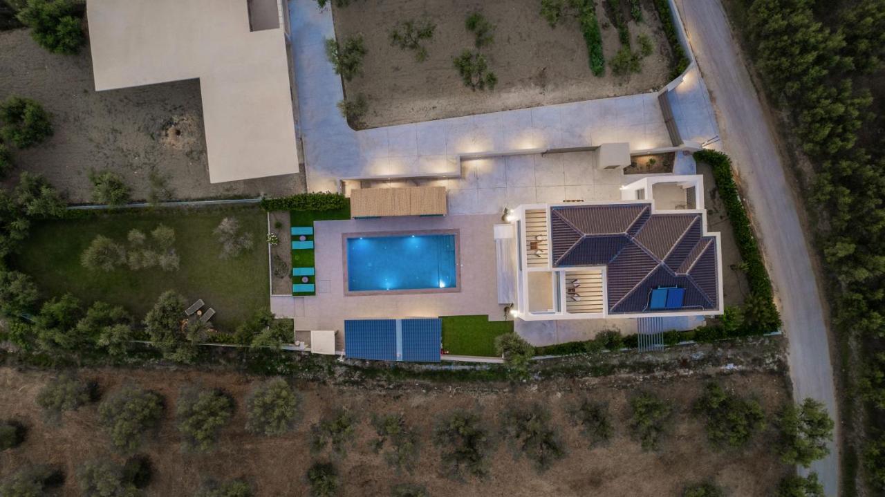 Antonia Villa - Luxurious Serenity With Private Pool, By Zantewize Kalipádo Kültér fotó
